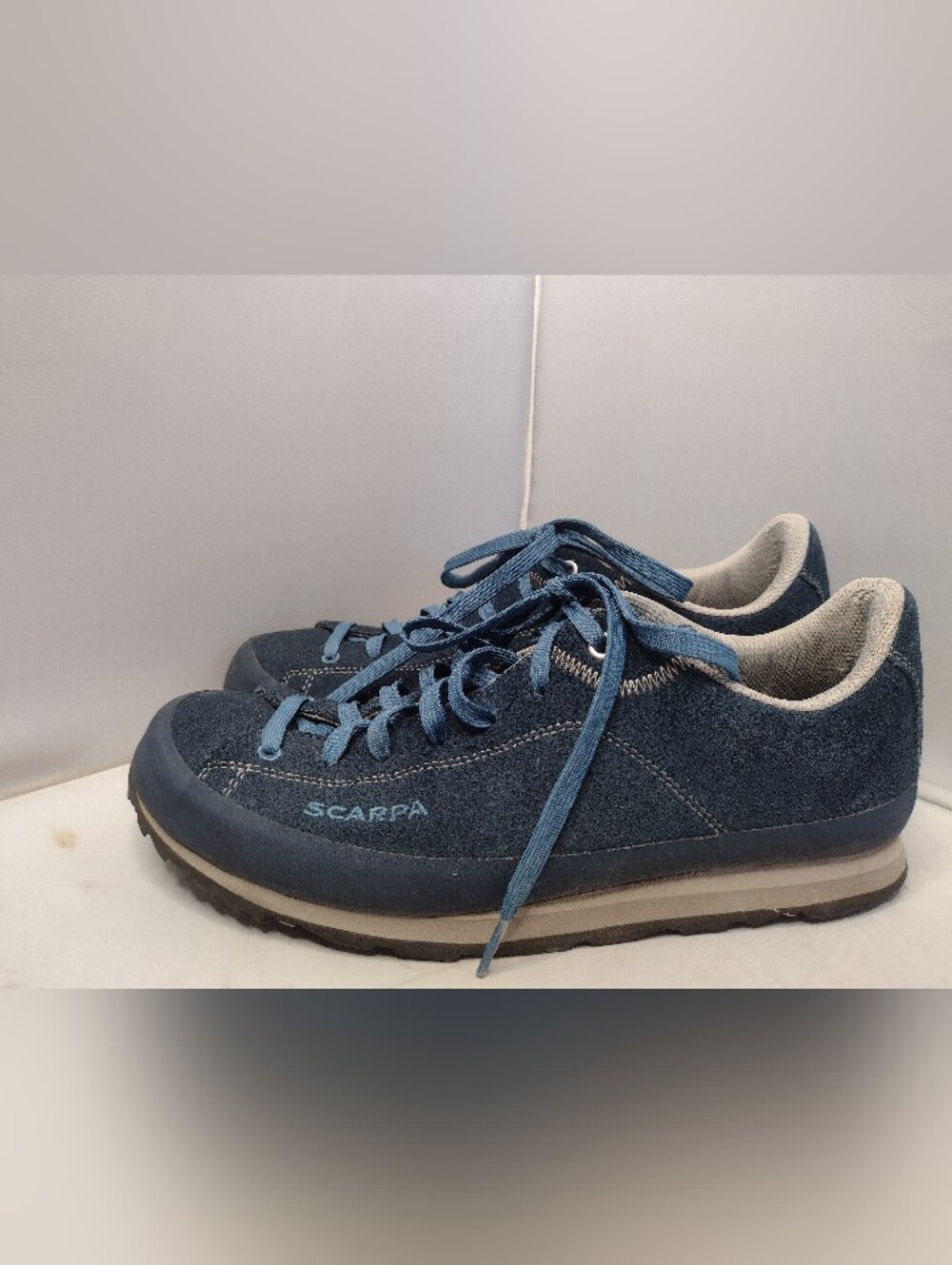 Scarpa Margarita Approach Mens 10.5 Blue Navy Suede Shoes Vibram A10